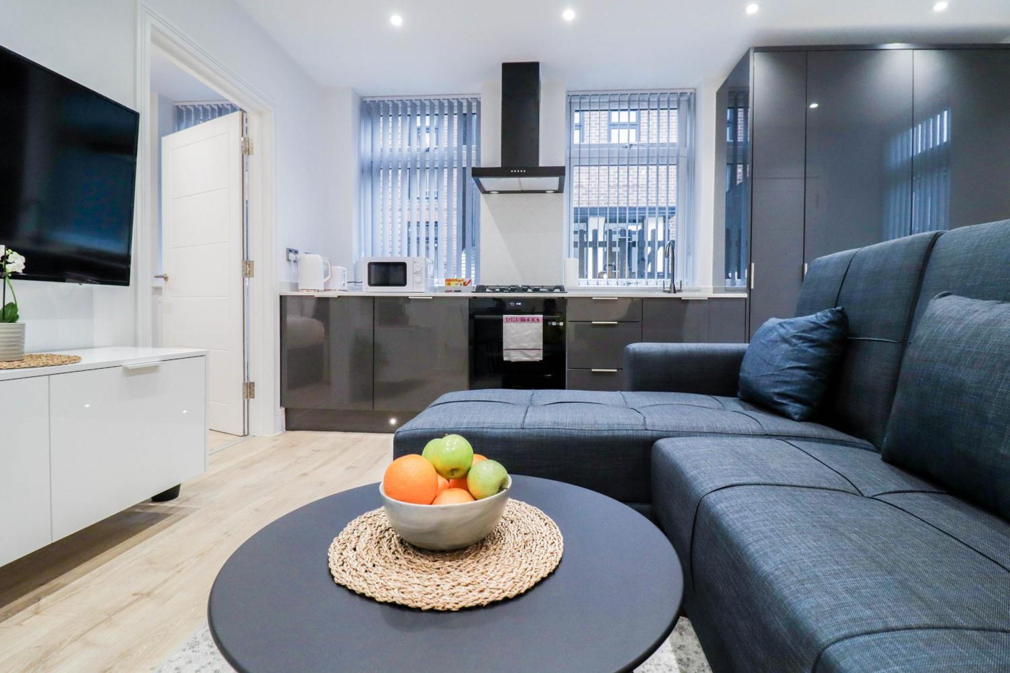 Modern 1-Bed Apartment In Buckinghamshire With Free Wifi, Parking & Garden High Wycombe Esterno foto