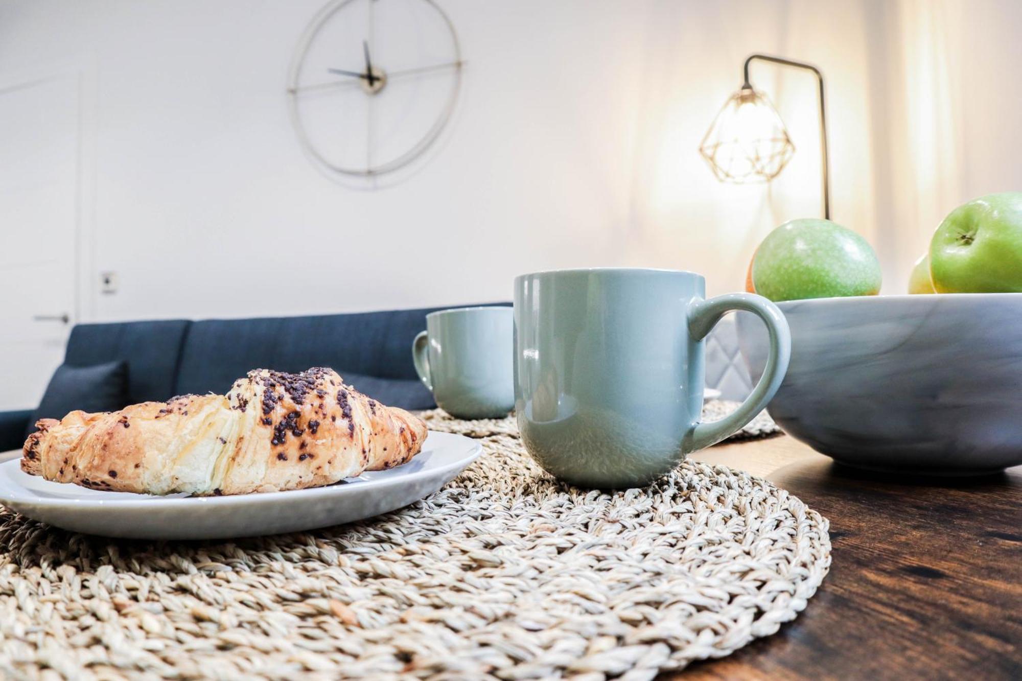 Modern 1-Bed Apartment In Buckinghamshire With Free Wifi, Parking & Garden High Wycombe Esterno foto
