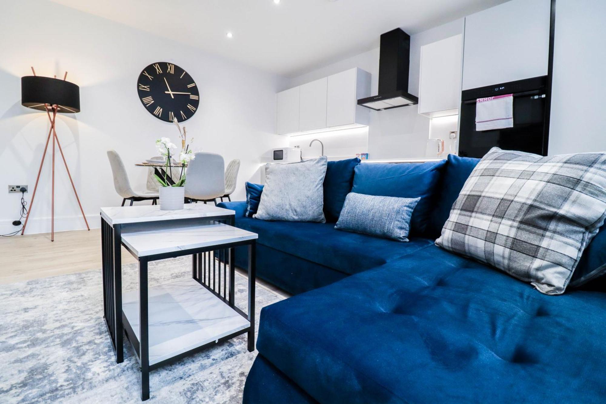 Modern 1-Bed Apartment In Buckinghamshire With Free Wifi, Parking & Garden High Wycombe Esterno foto