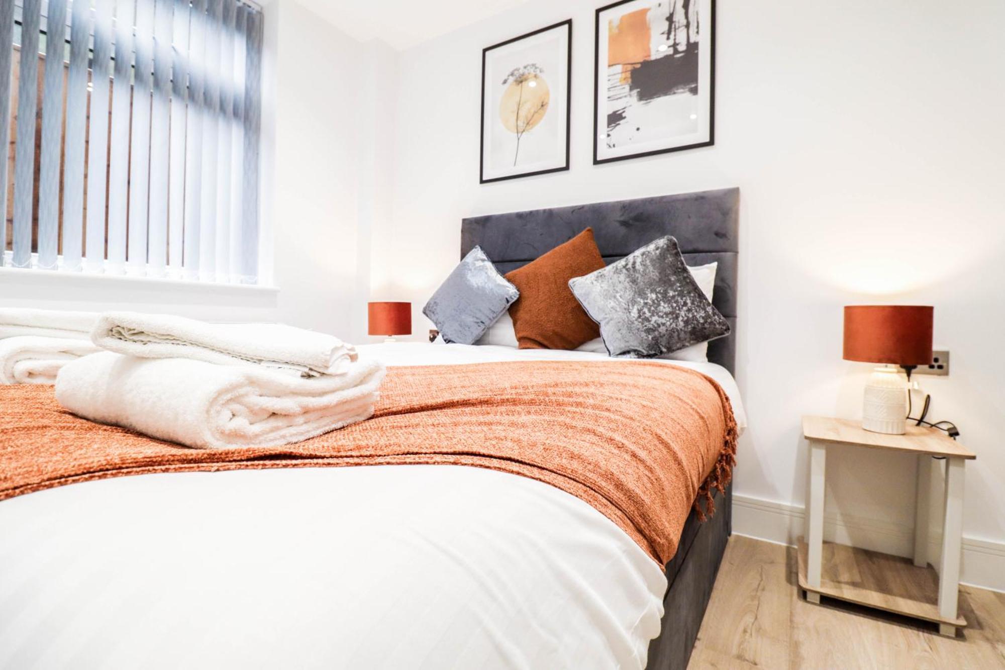 Modern 1-Bed Apartment In Buckinghamshire With Free Wifi, Parking & Garden High Wycombe Esterno foto