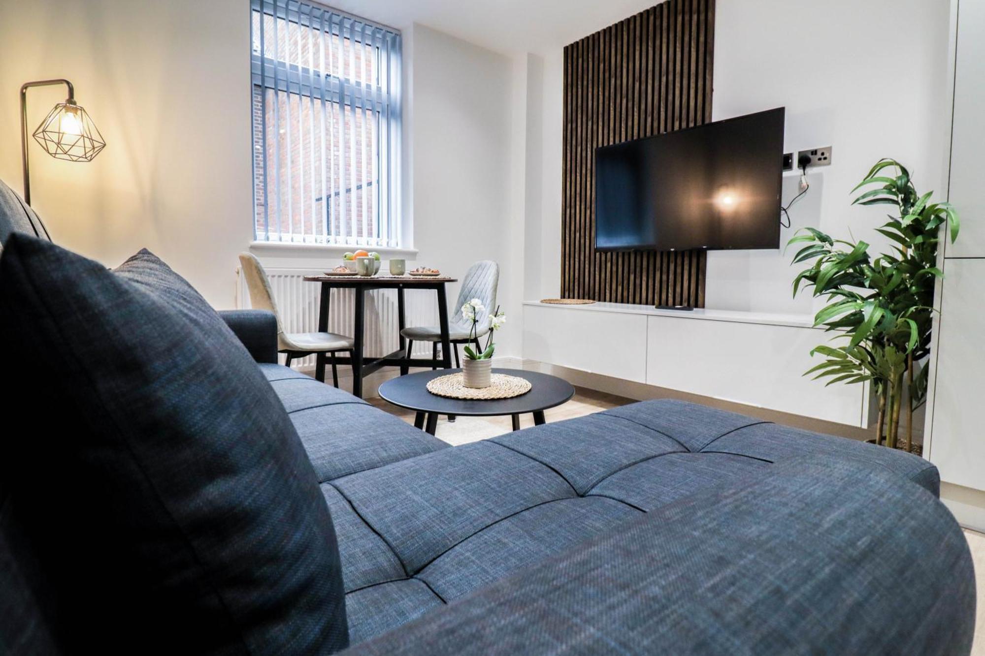 Modern 1-Bed Apartment In Buckinghamshire With Free Wifi, Parking & Garden High Wycombe Esterno foto