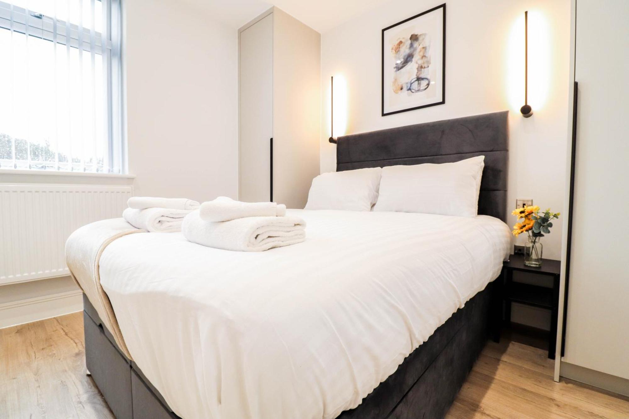 Modern 1-Bed Apartment In Buckinghamshire With Free Wifi, Parking & Garden High Wycombe Esterno foto