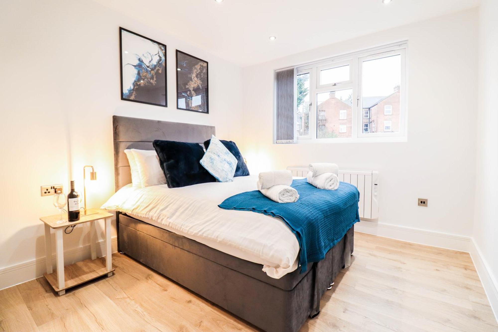 Modern 1-Bed Apartment In Buckinghamshire With Free Wifi, Parking & Garden High Wycombe Esterno foto