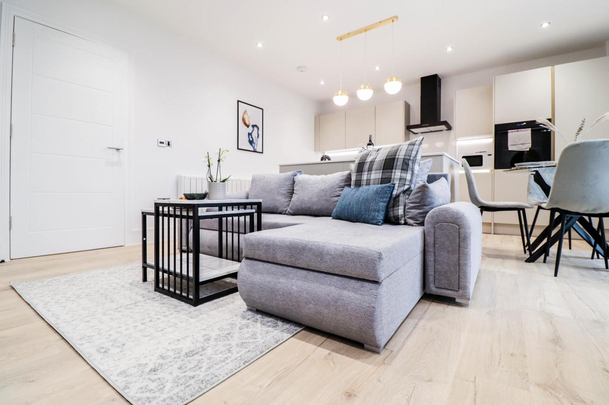 Modern 1-Bed Apartment In Buckinghamshire With Free Wifi, Parking & Garden High Wycombe Esterno foto