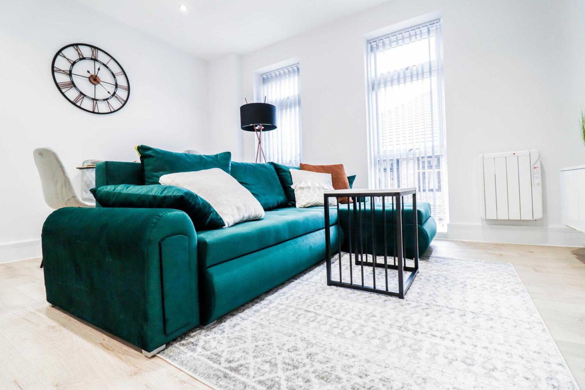 Modern 1-Bed Apartment In Buckinghamshire With Free Wifi, Parking & Garden High Wycombe Esterno foto